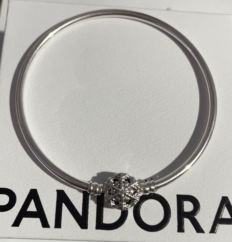 Pandora nowa oryginalna bransoletka bangle 21 cm