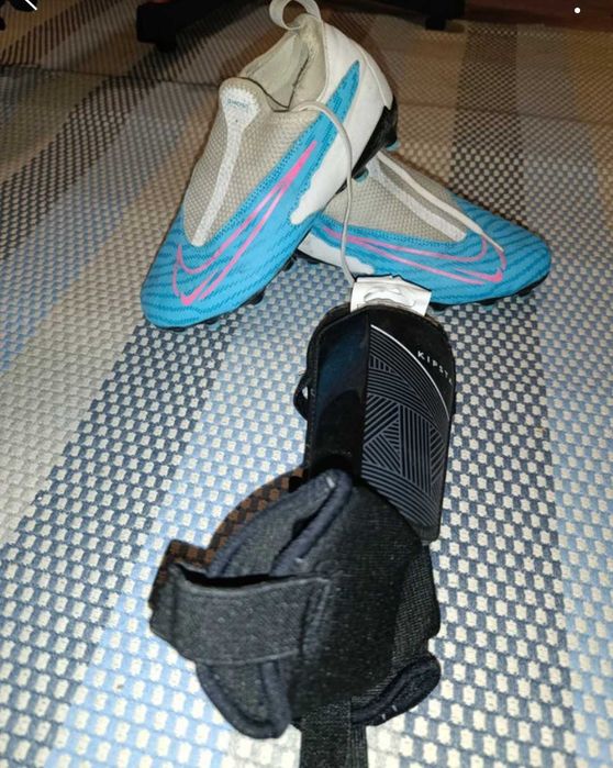 Chuteiras tamanho 34