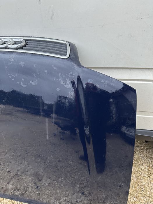 Maska klapa przód audi a4 b5  LY5L