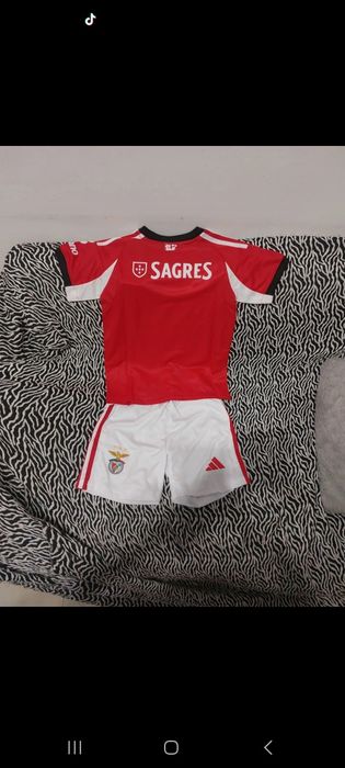 Camisola benfica crianca tamanho 5 6 anos e 12 13 anos