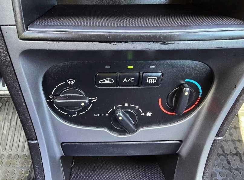 Peugeot 307 1.6 Benzyna Klimatyzacja 5 Drzwi