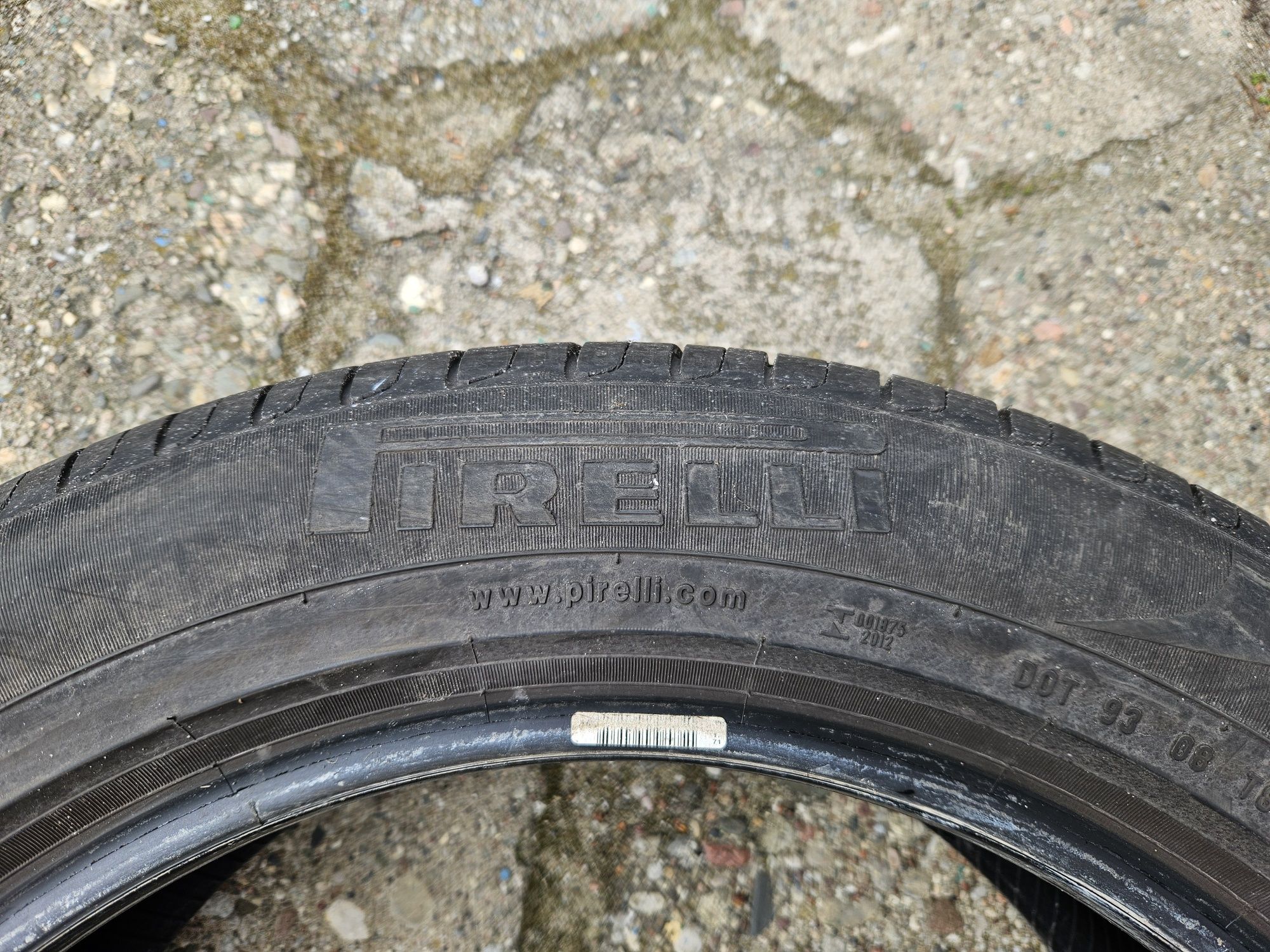 Opony letnie Pirelli 235/55/19 rok 18 cena za komplet