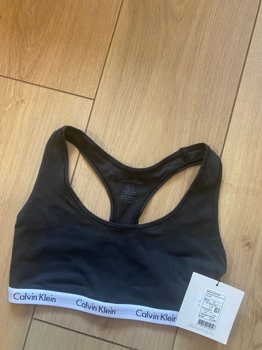 Белье Calvin Clein