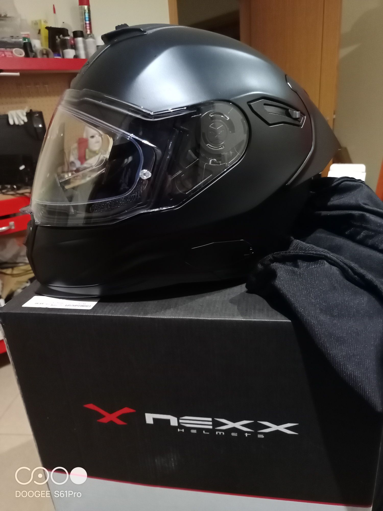 Capacete nexx RX.100R black matte semi novo xl