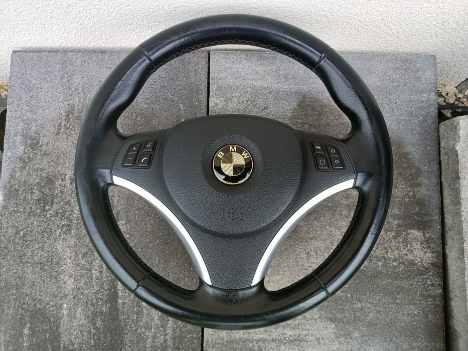 Kierownica MSport z poduszką BMW E90 E91 E92 E93 E87 E81 E82 E88 X1