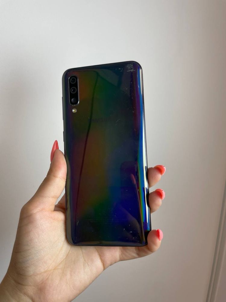 Samaung A50 4/128 gb
