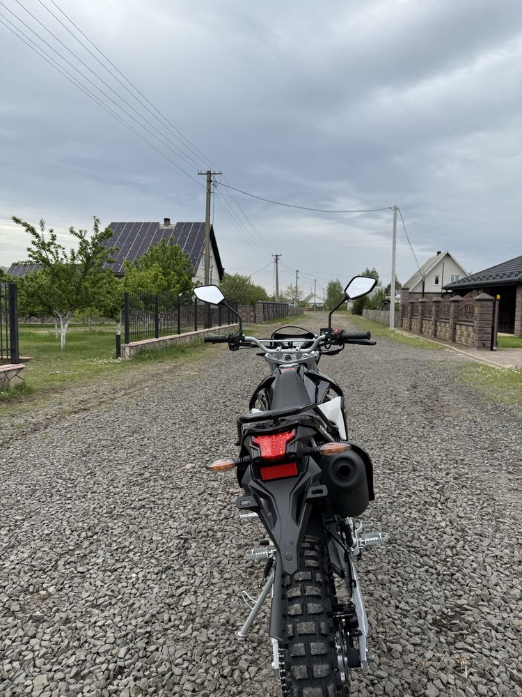 Продам Loncin 300