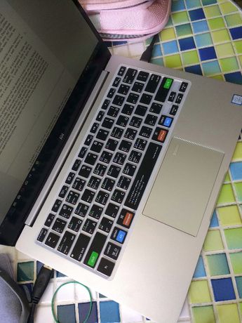 Силиконовая накладка на клавиатуру MacBook Air13”