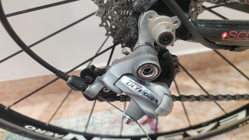 Bicicleta ghost ebs race lector