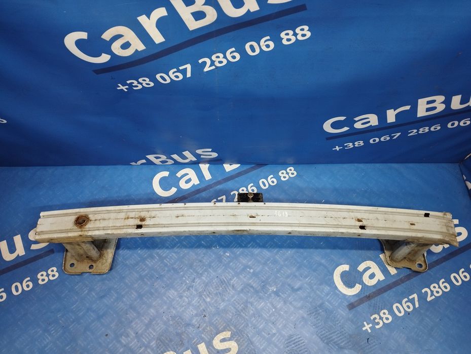 Уселитель бампера передній Renault Trafic 3 Opel Vivaro підсилювач