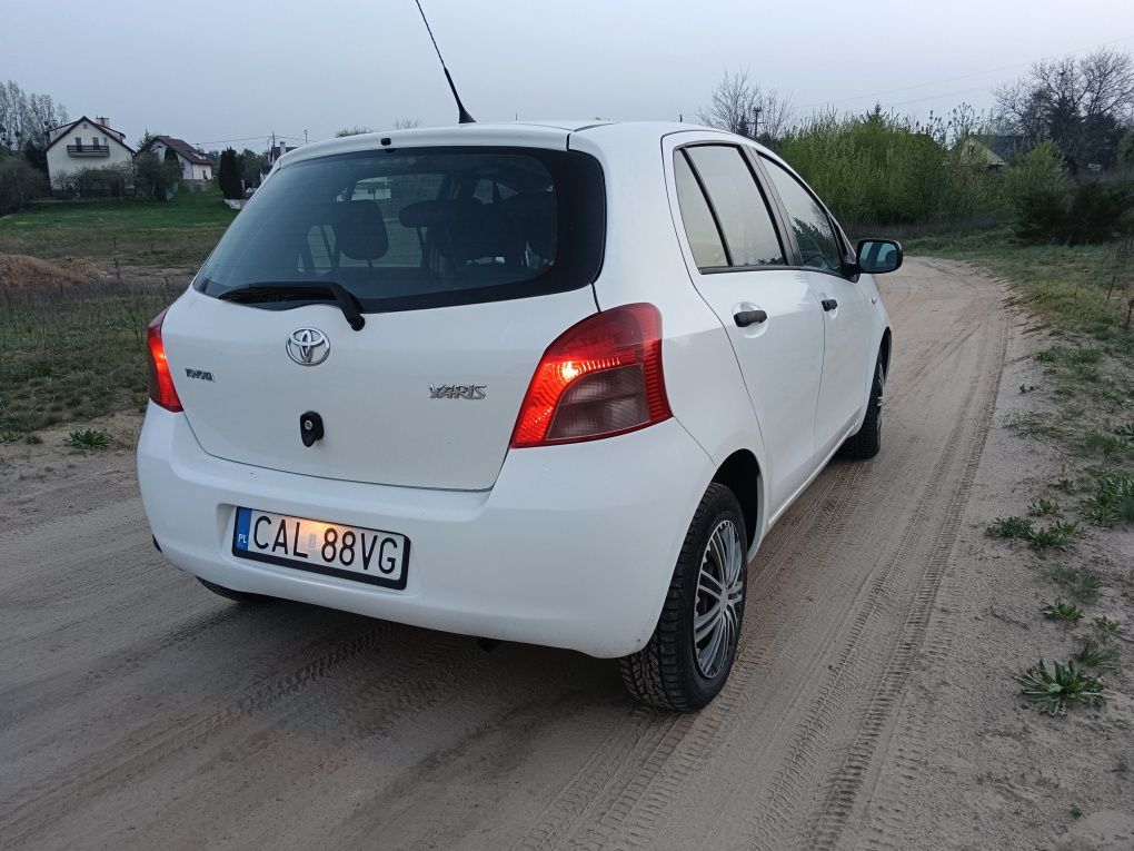 Toyota Yaris 1.0 69KM LPG 2006R