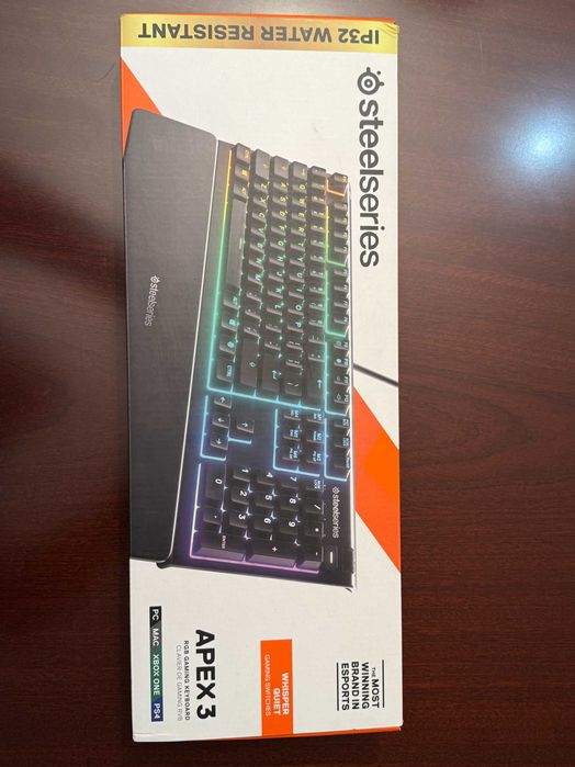 Teclado Gaming Steelseries APEX 3 – Resistente à Água + RGB