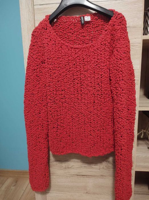 Malinowy sweterek HM
