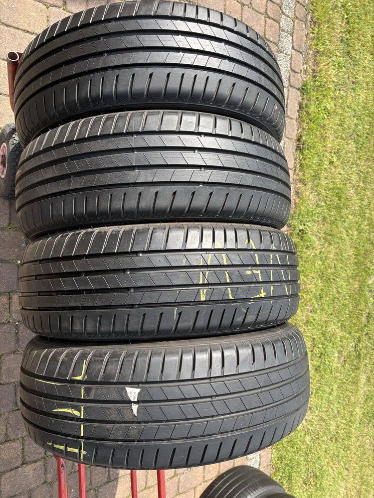 225/55/19 bridgestone demo