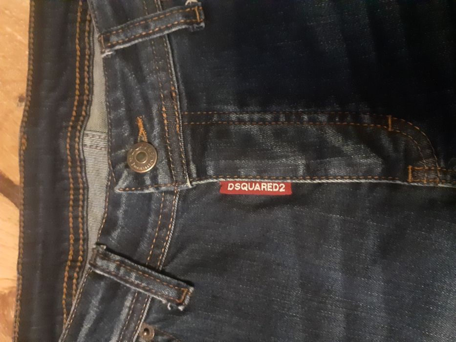 Dżinsy dsquared2 przetarcia hit