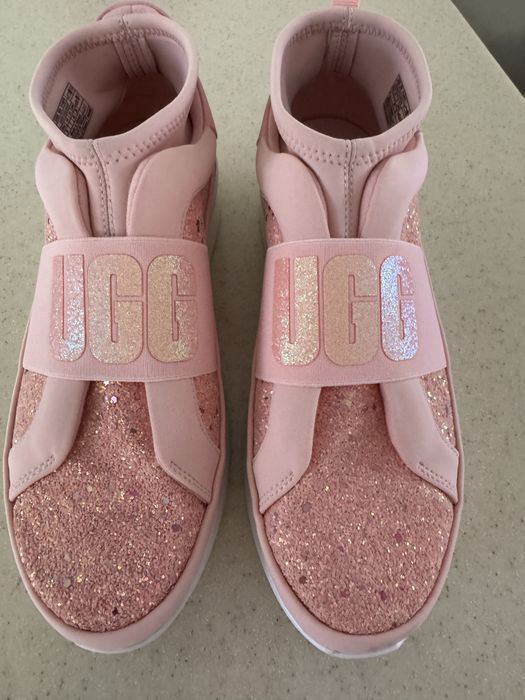 Кроссовки ugg оригинал 39-40 размер