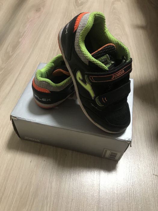 Футзалки  сороконожки joma