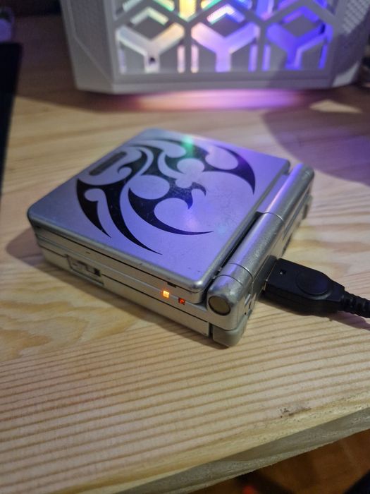 Nintendo game boy advance sp trivial