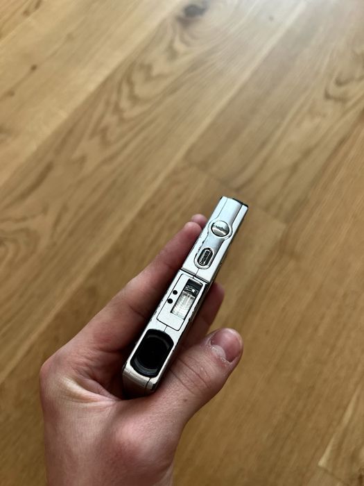 РІДКІСНИЙ Kyocera Finecam SL300R