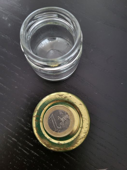 48 frascos de vidro com capacidade de 20ml