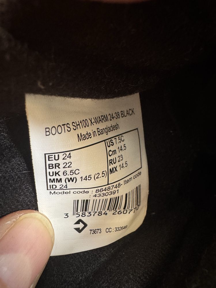 Botas quentes para criança da Decathlon. quase novo 24eu