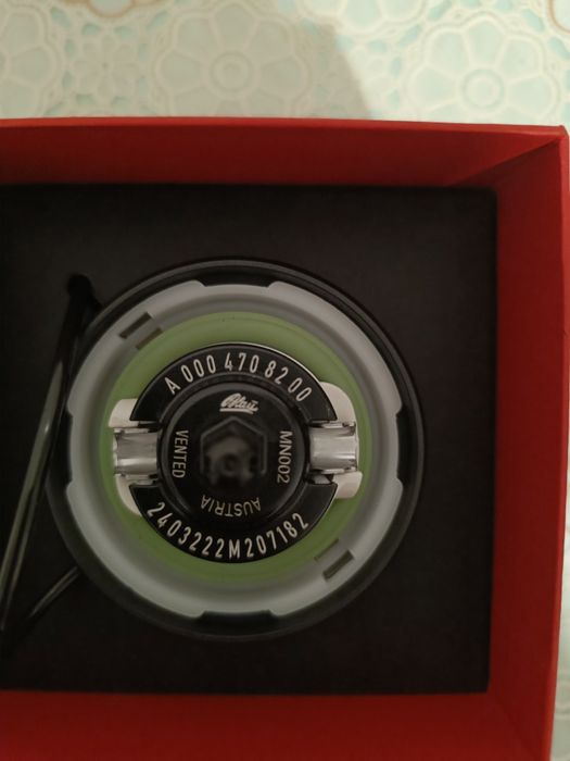 Кришка паливного бака AMG  Mercedes