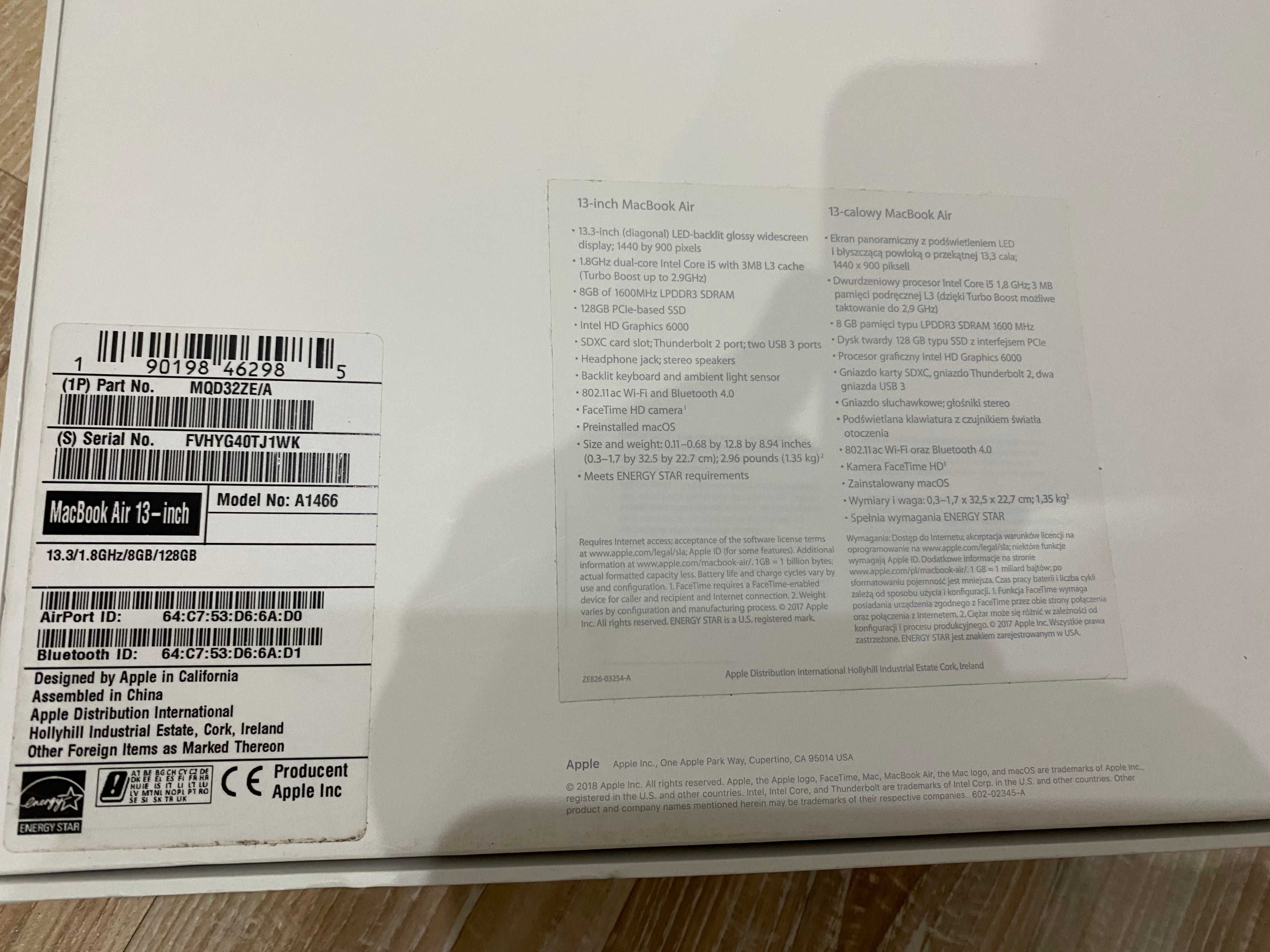 Laptop Macbook A1446, 8GB/128GB, bardzo dobry stan, pełny komplet