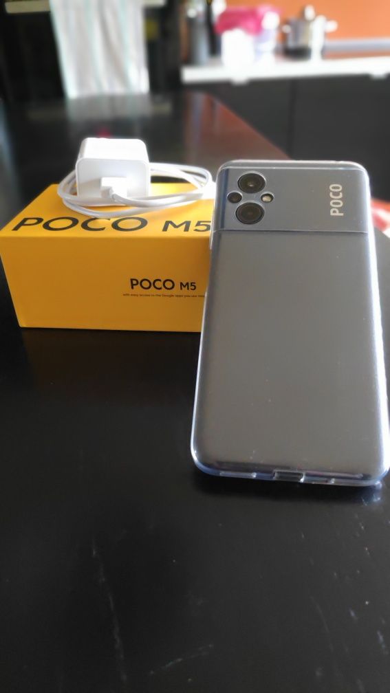 Xiaomi Poco M5 igual a novo