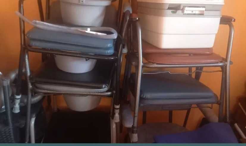 Toaleta kamperowa krzesło toaleta dla niepełnosprawnych,lub na działke