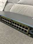 Switch Cisco 2960SF - 24x PoE + 2x SFP