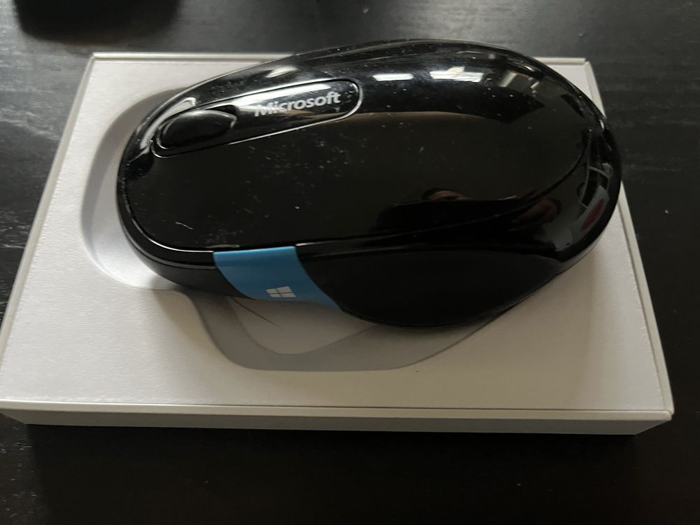 Microsoft Sculpt Comfort Mouse Bluetooth BlueTrack