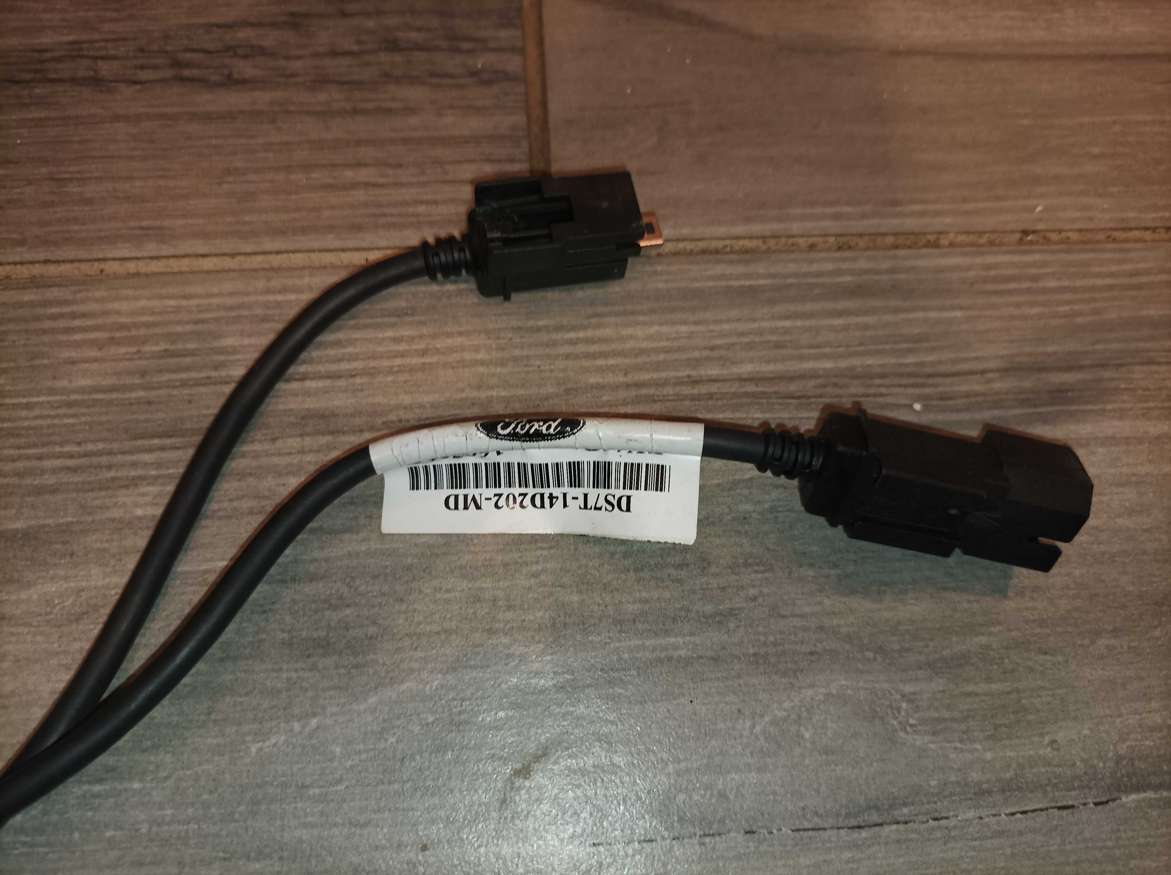 Mondeo MK5 wzmacniacz anteny zaczep rolety bagażnika kabel gniazdo USB