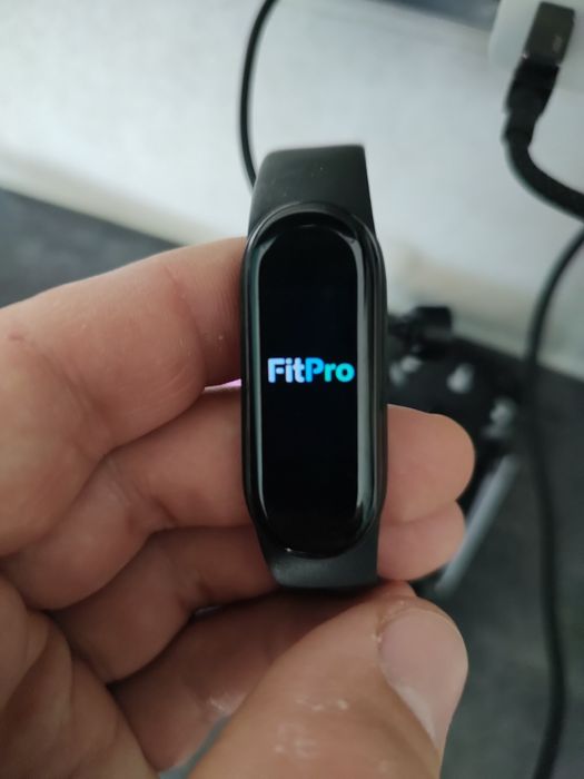 Фітнес-трекер Fit-pro