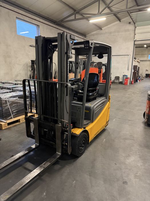 Wózek widłowy Junheinrich EFG 216k Triplex maszt 2018r