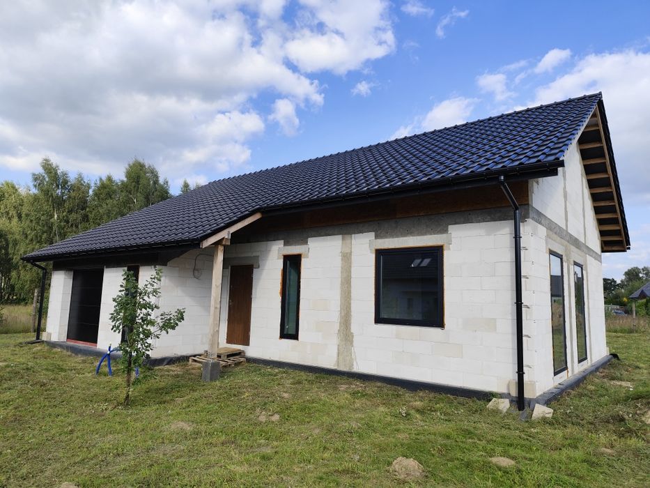 Dom w stanie surowym zamkniętym