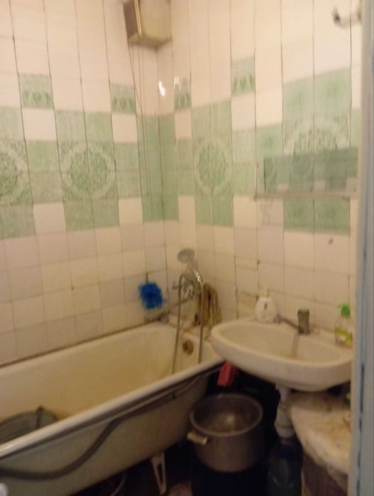 Продам реальную 3-х комнатную квартиру Хол.гора Григоровское шоссе №51