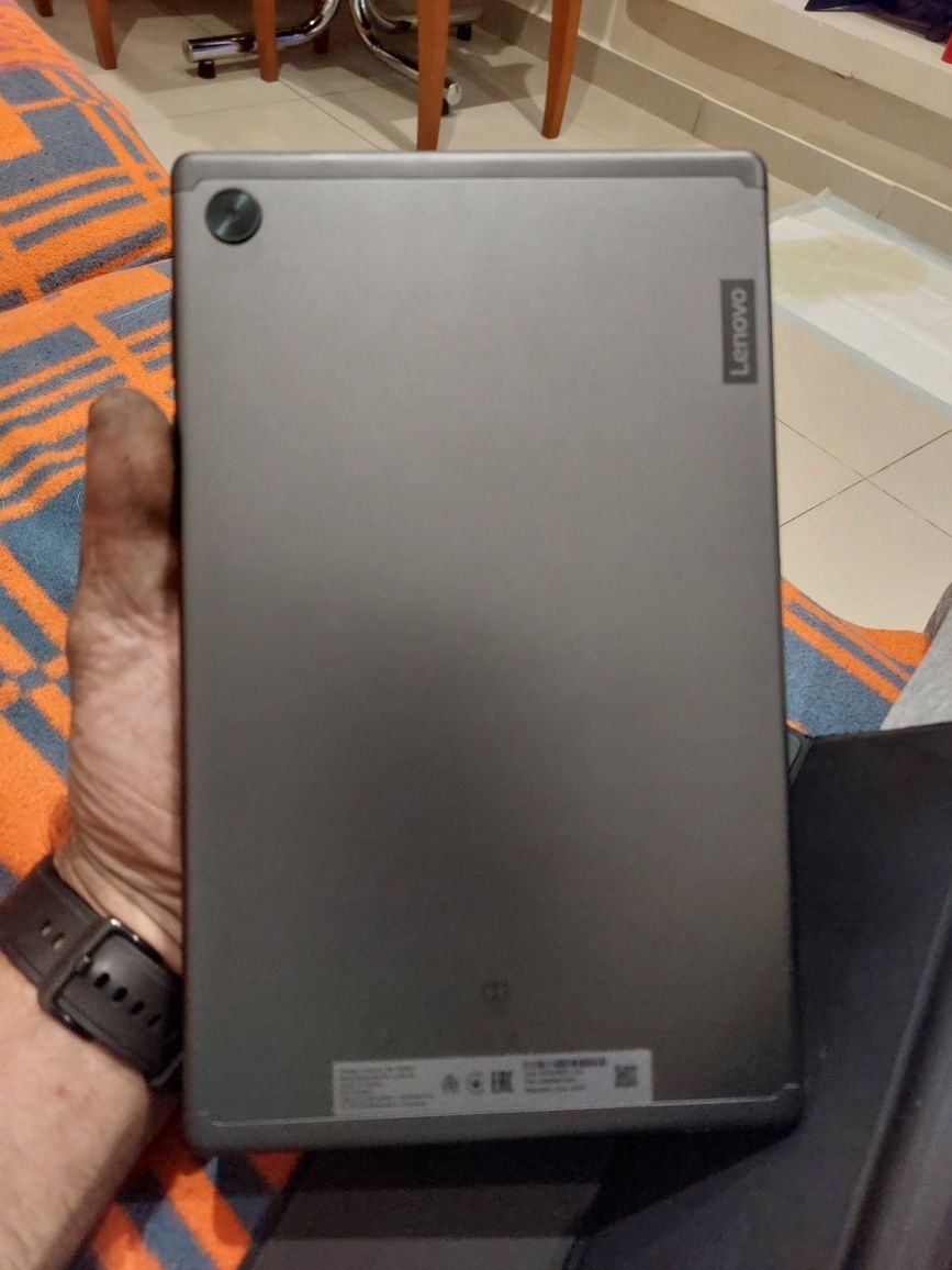 Tablet leonovo m10 hd
