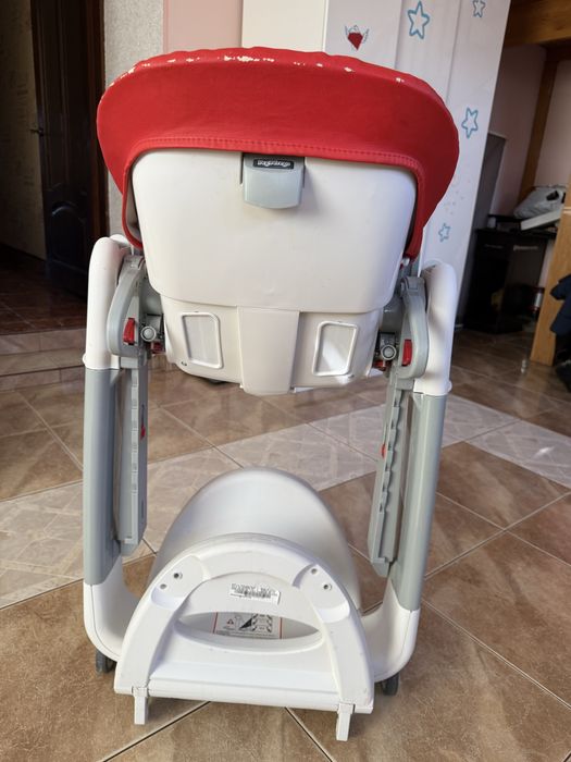 Столик крісло для годування Peg Perego Tatamia follow me