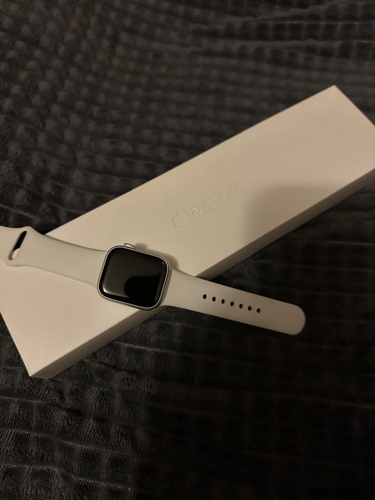 Apple Watch 8 Silver original