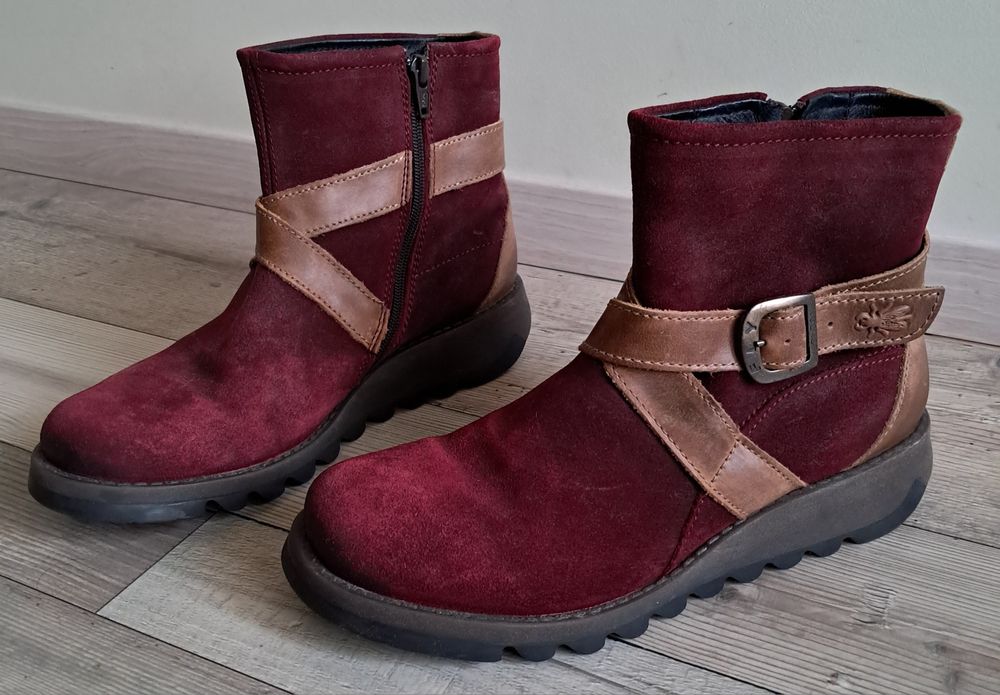 Чоботи шкіряні Fly London (р.40) Португалія