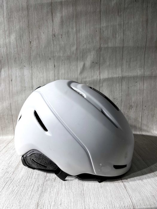 Powystawowy Kask Narciarski Giro Avera Mips r. S (52-55.5cm)