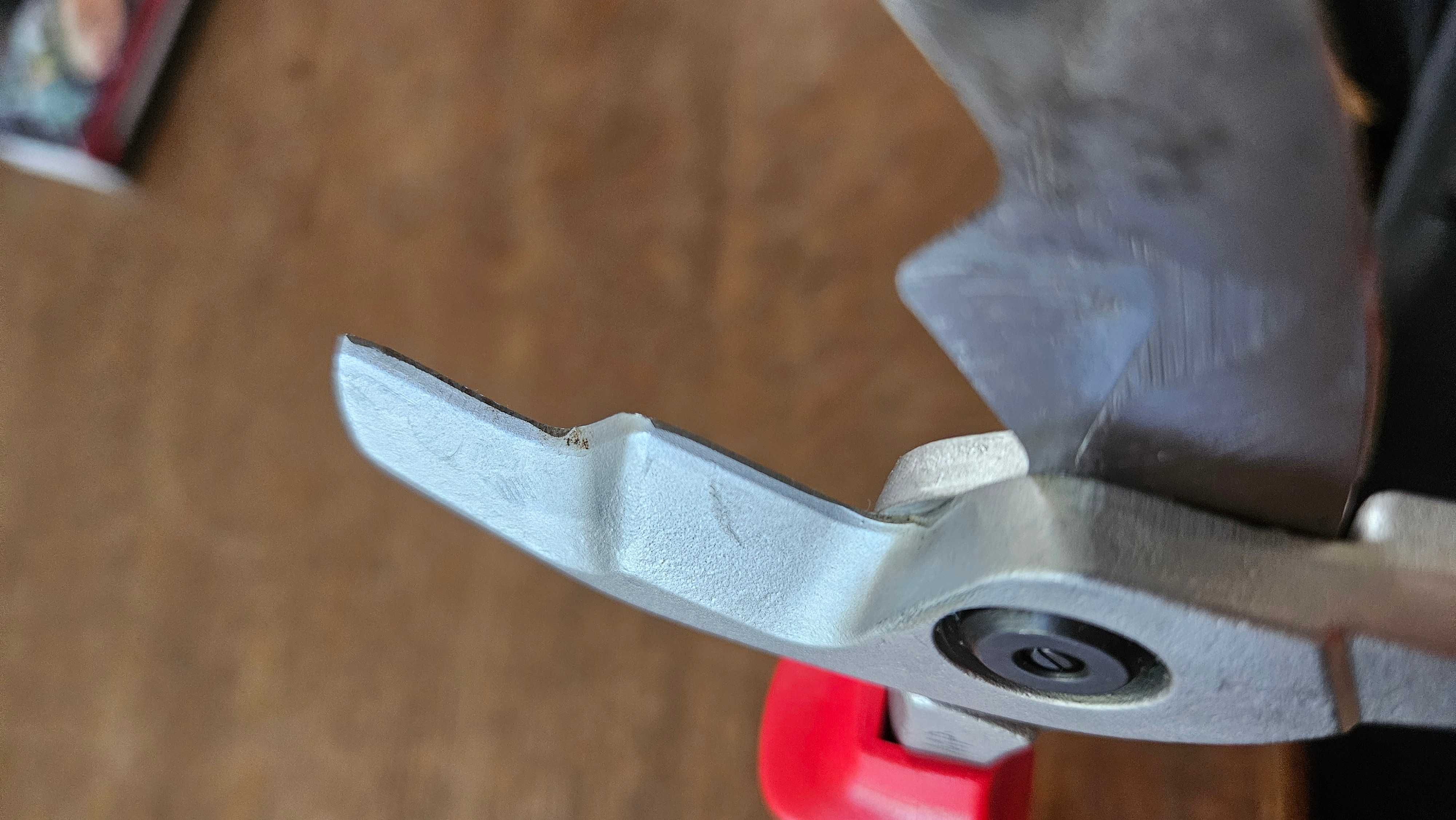 Nożyce do kabli z podwójnym ostrzem knipex 95 16