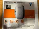 Wzmacniacz WIFI Sygnału Reapter 300MB/S Kolor czarny