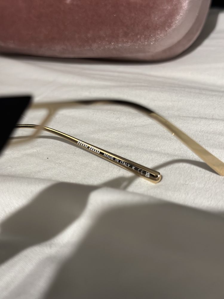 Oculos Miu Miu Novos em caixa com todos acessorios