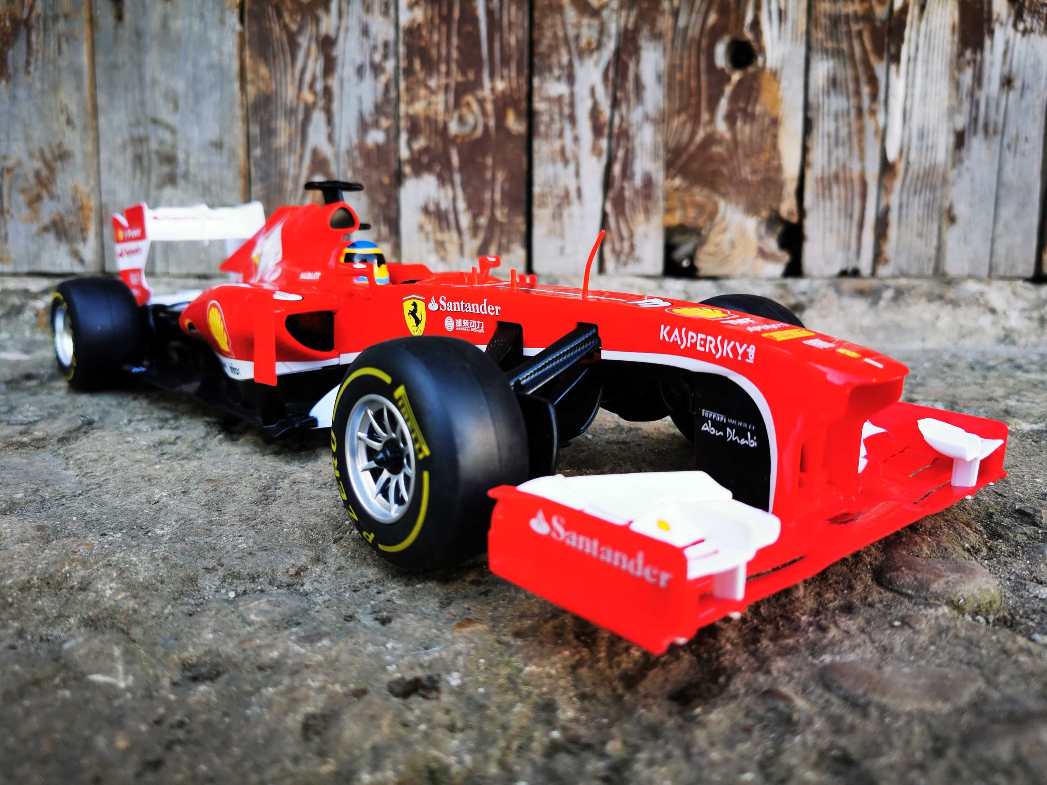 Formuła 1 Shell BOLID FERRARI F1 Zdalnie Sterowany Auto PILOT RC 2.4G