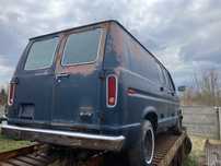ford econoline  v8 patyna