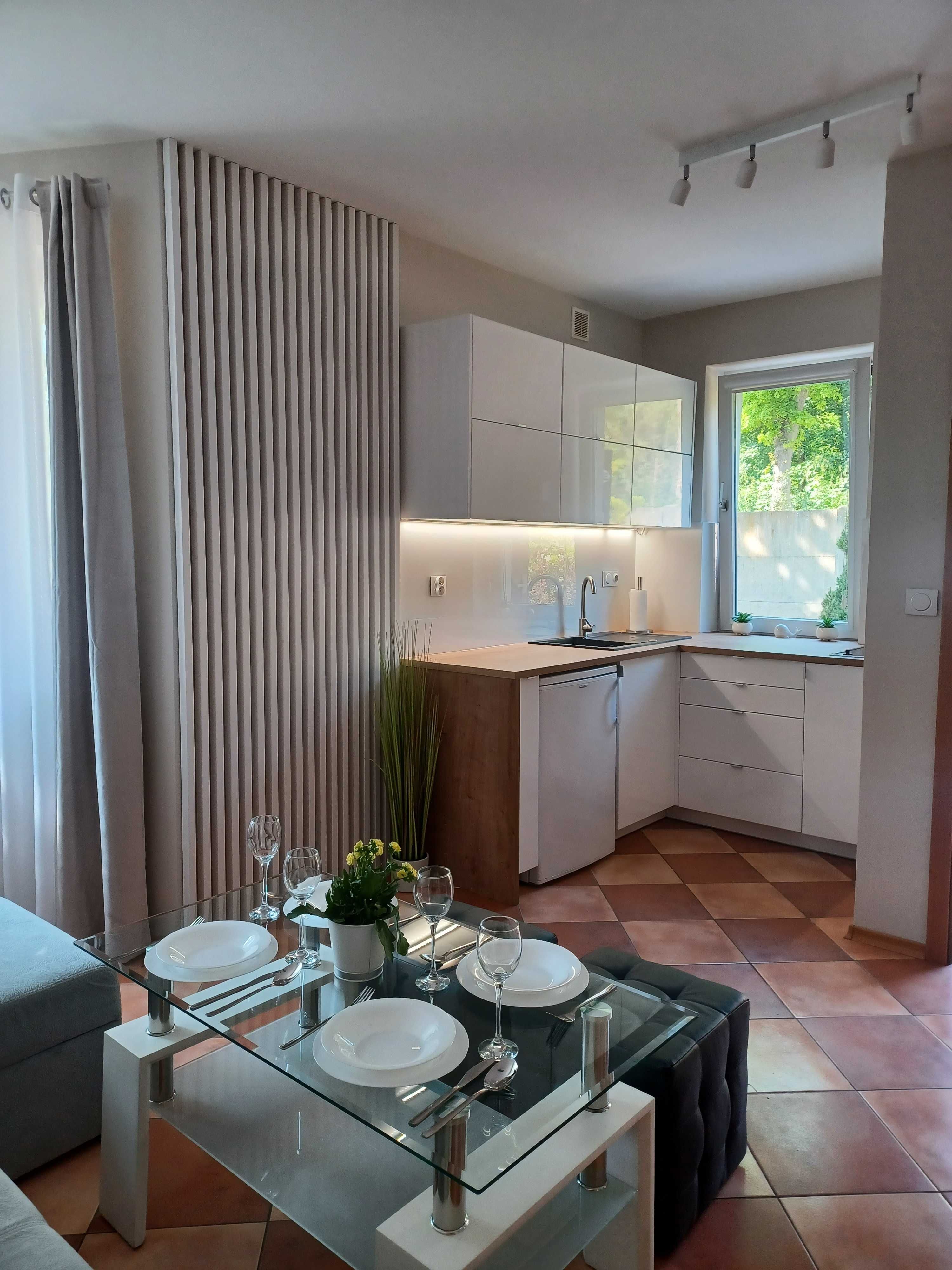 Dwupokojowy apartament nad morzem. Pobierowo