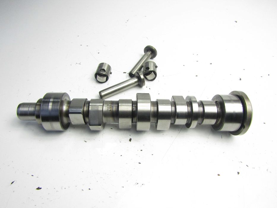 Deutz F2L1011F F2L1011 wałek rozrządu