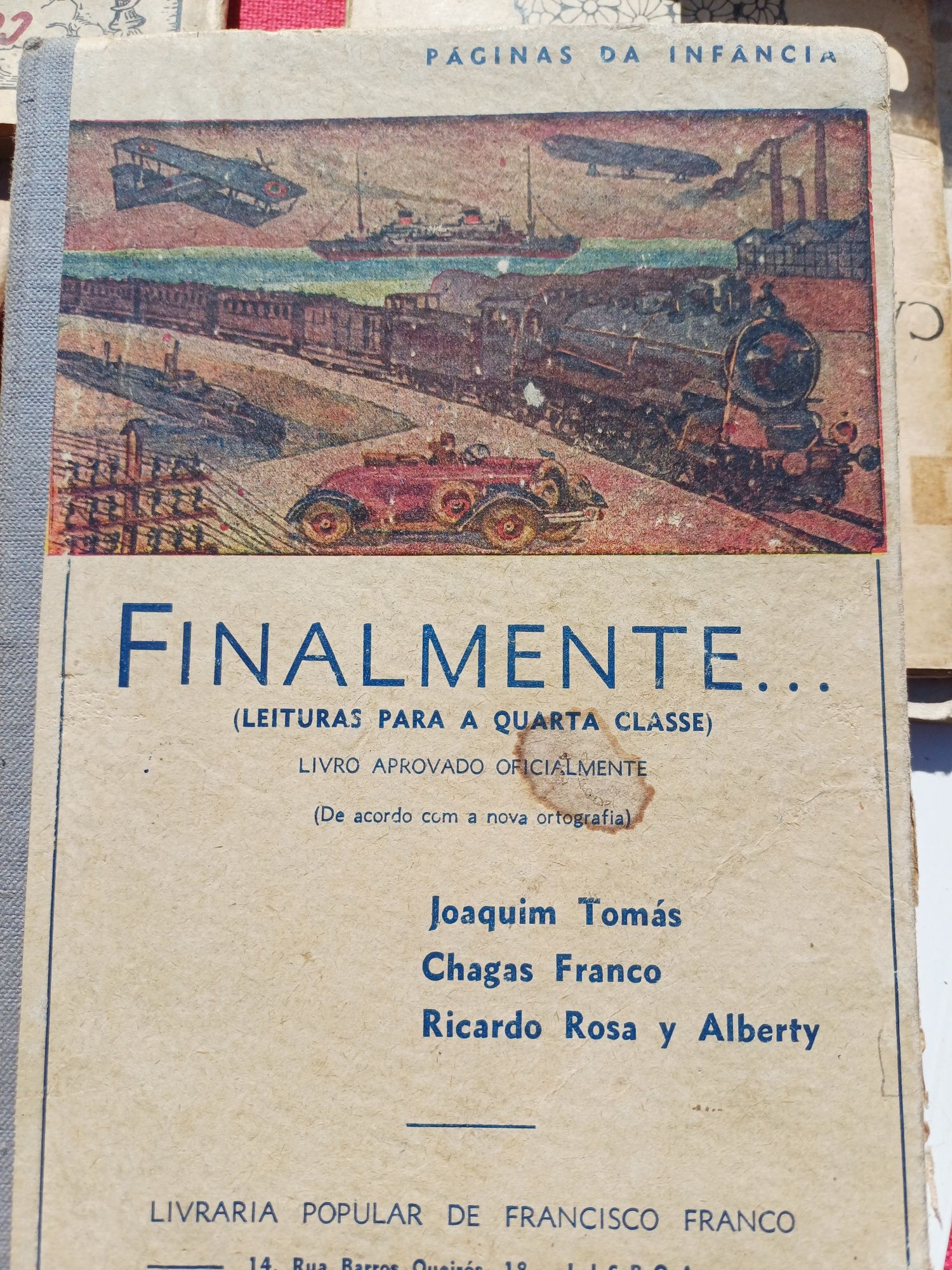 Livro escolar finalmente