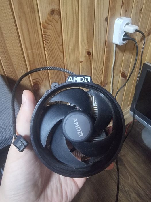Кулер AMD в ідеальному стані